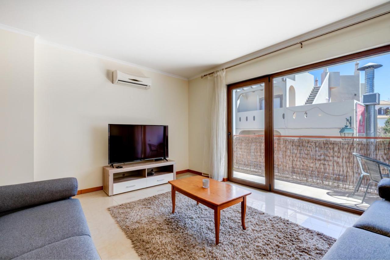 Two Bedroom Apartment With Rooftop Pool In Alvor Extérieur photo