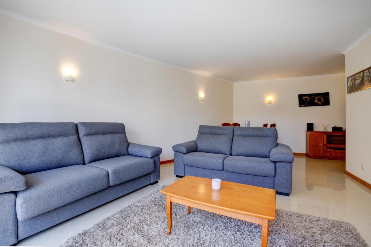 Two Bedroom Apartment With Rooftop Pool In Alvor Extérieur photo